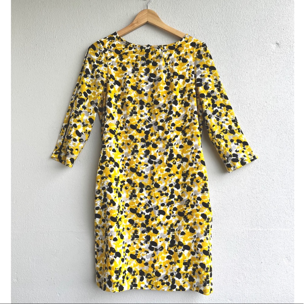 H&M | Abstract Print Shift Dress